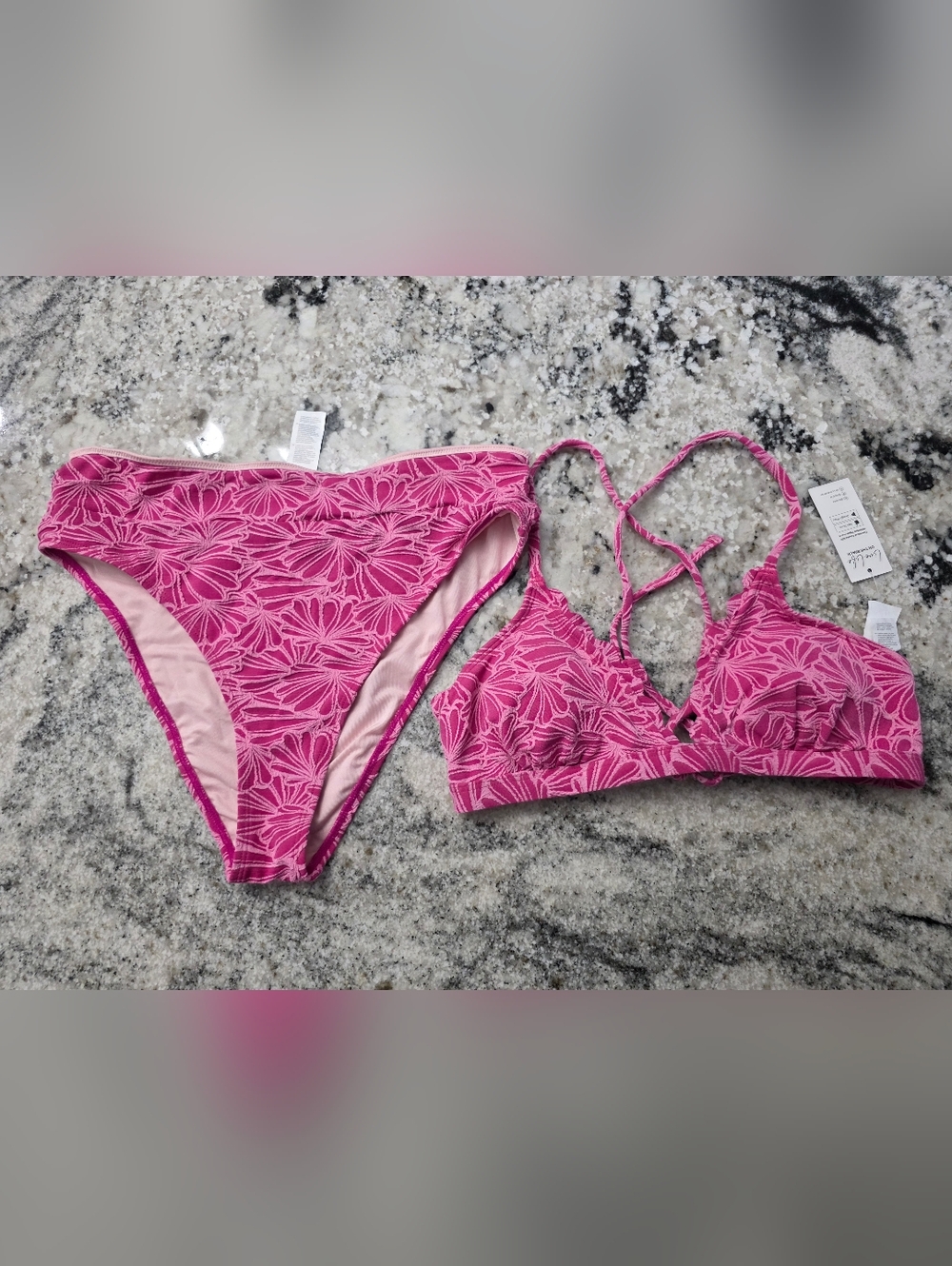 CUPSHE Bikini Set for Women Bathing Suit High Waisted Scalloped V Neck. NEW! - Picture 3 of 11